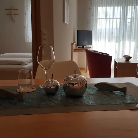 & Restaurant Karpfen Szálloda