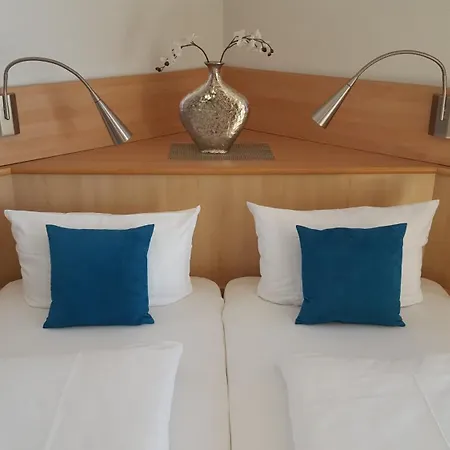 & Restaurant Karpfen Szálloda 4*