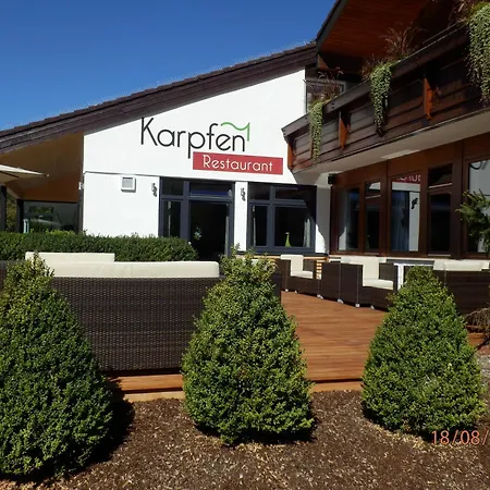 & Restaurant Karpfen ホテル 4*